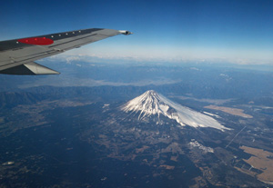 飛行機から見た富士山